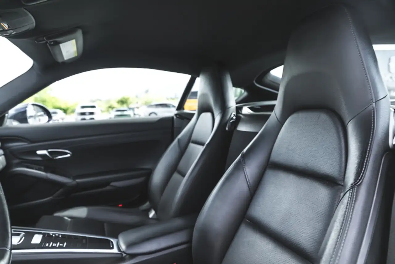 Porsche Cayman снимка Porsche Cayman