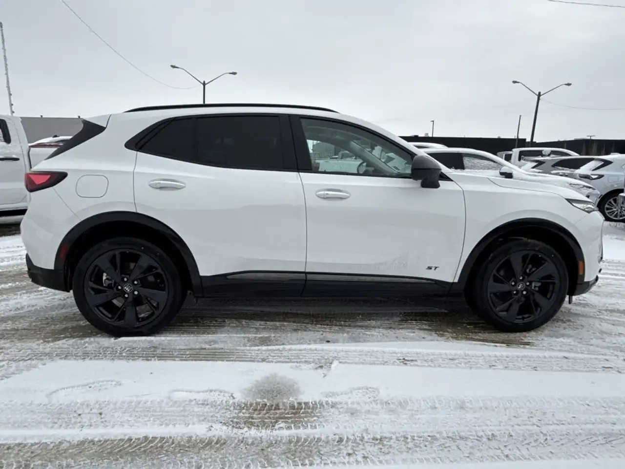 Buick Envision photo Buick Envision
