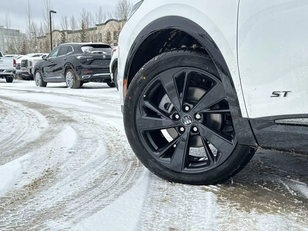 Buick Envision photo Buick Envision