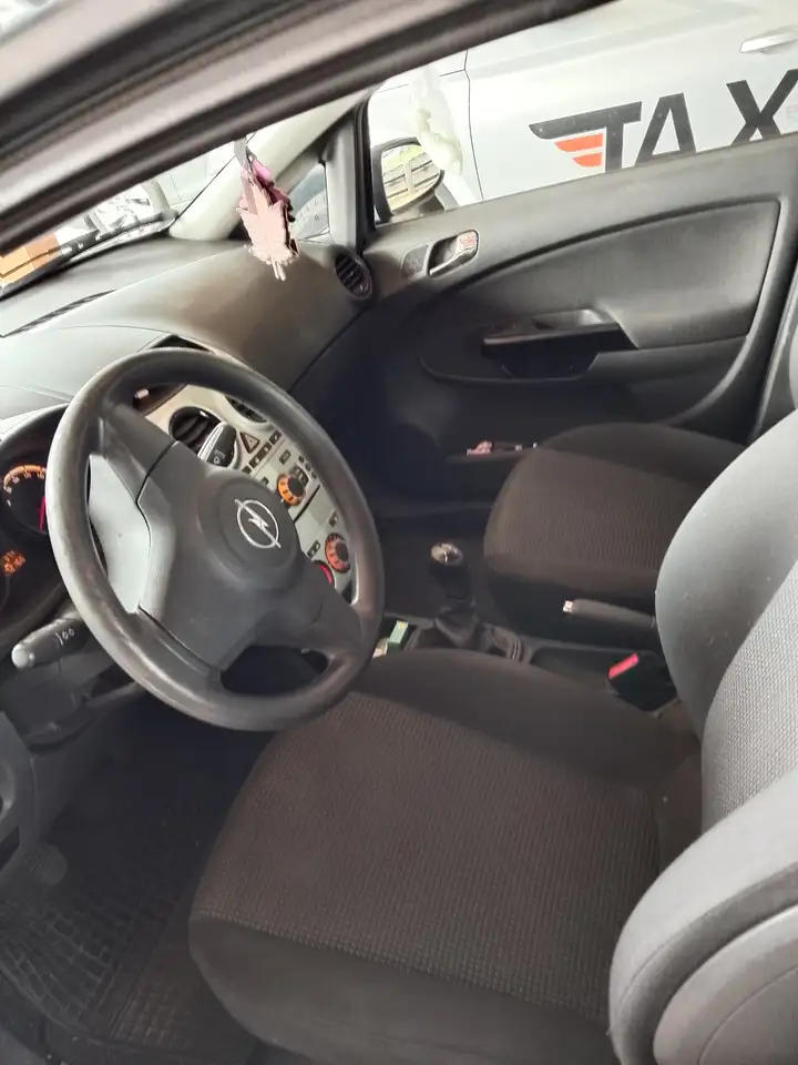 Opel Corsa GL 1,3 S, foto 3