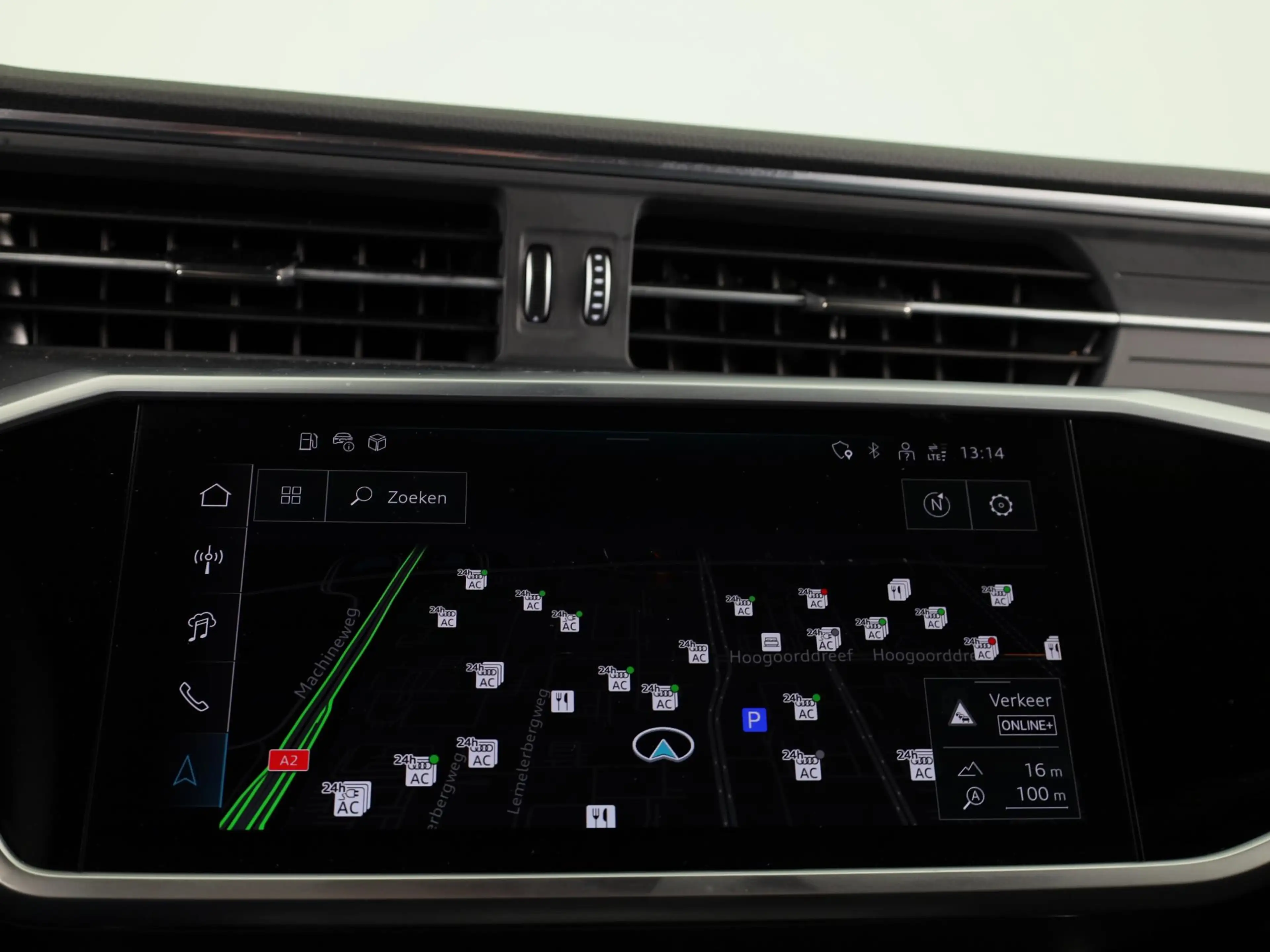 Audi A7 Sportback 50 TFSI e quattro Pro Line 299PK | Head — photo 12