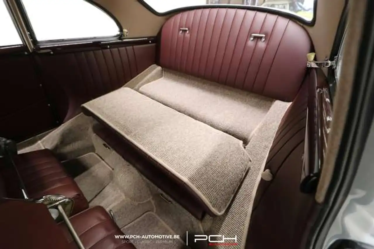 Porsche 356 Pre-A 1500 - Fully Restored-Concours Condition-POR, foto 10