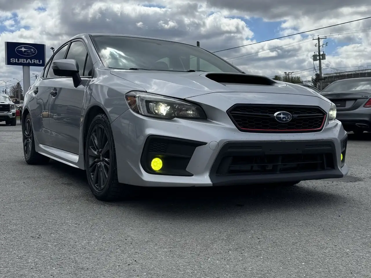 Subaru WRX снимка Subaru WRX