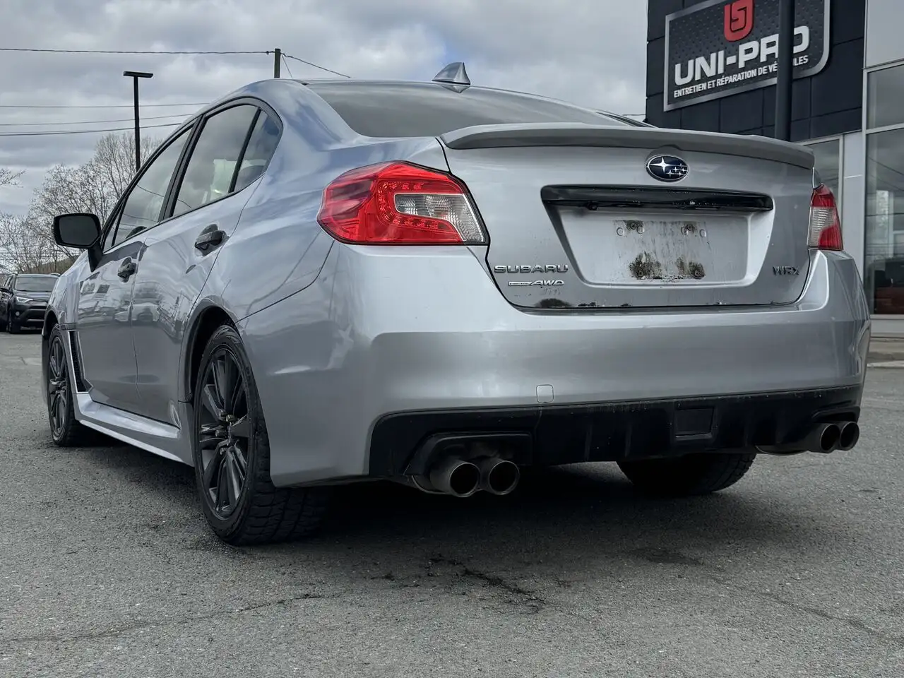 Subaru WRX снимка Subaru WRX