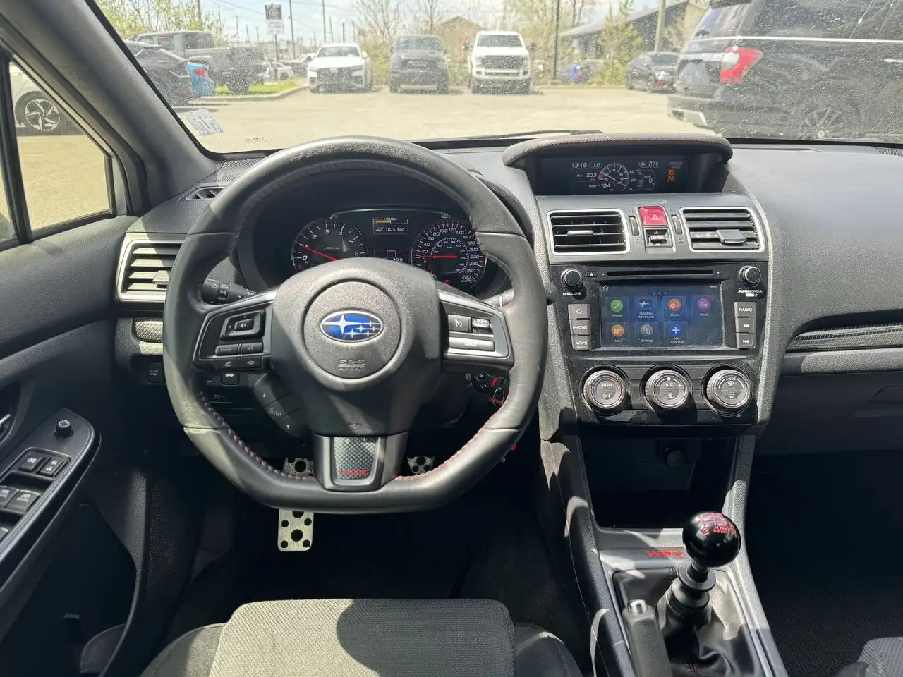 Subaru WRX снимка Subaru WRX