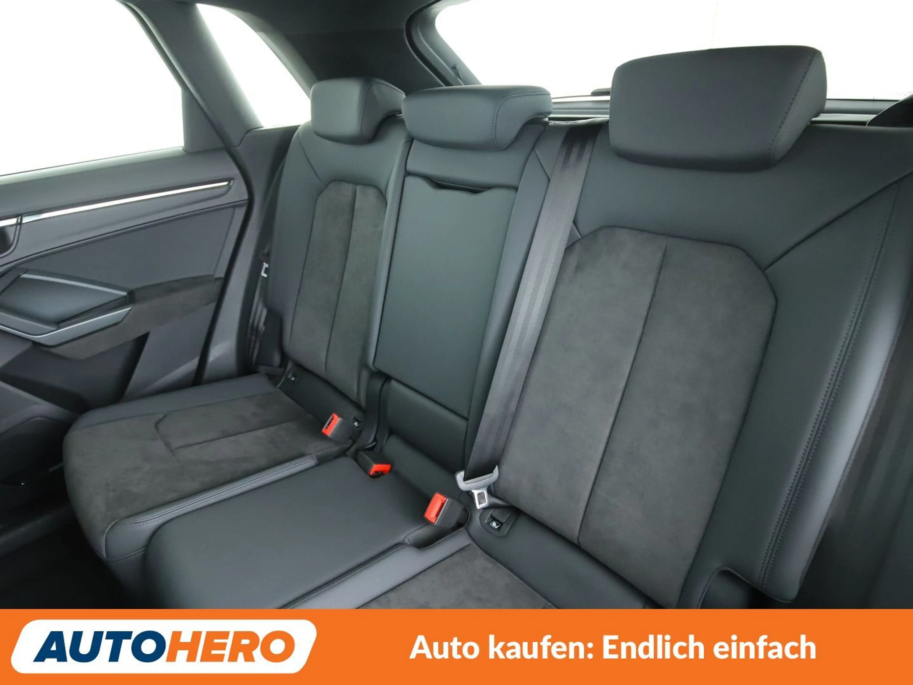 Audi RS Q3 2.5 TFSI quattro Aut.*NAVI*CAM*SHZ*ACC* — photo 14