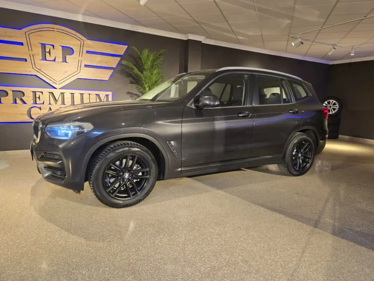 BMW X3 xDrive 20dA Gris - 1