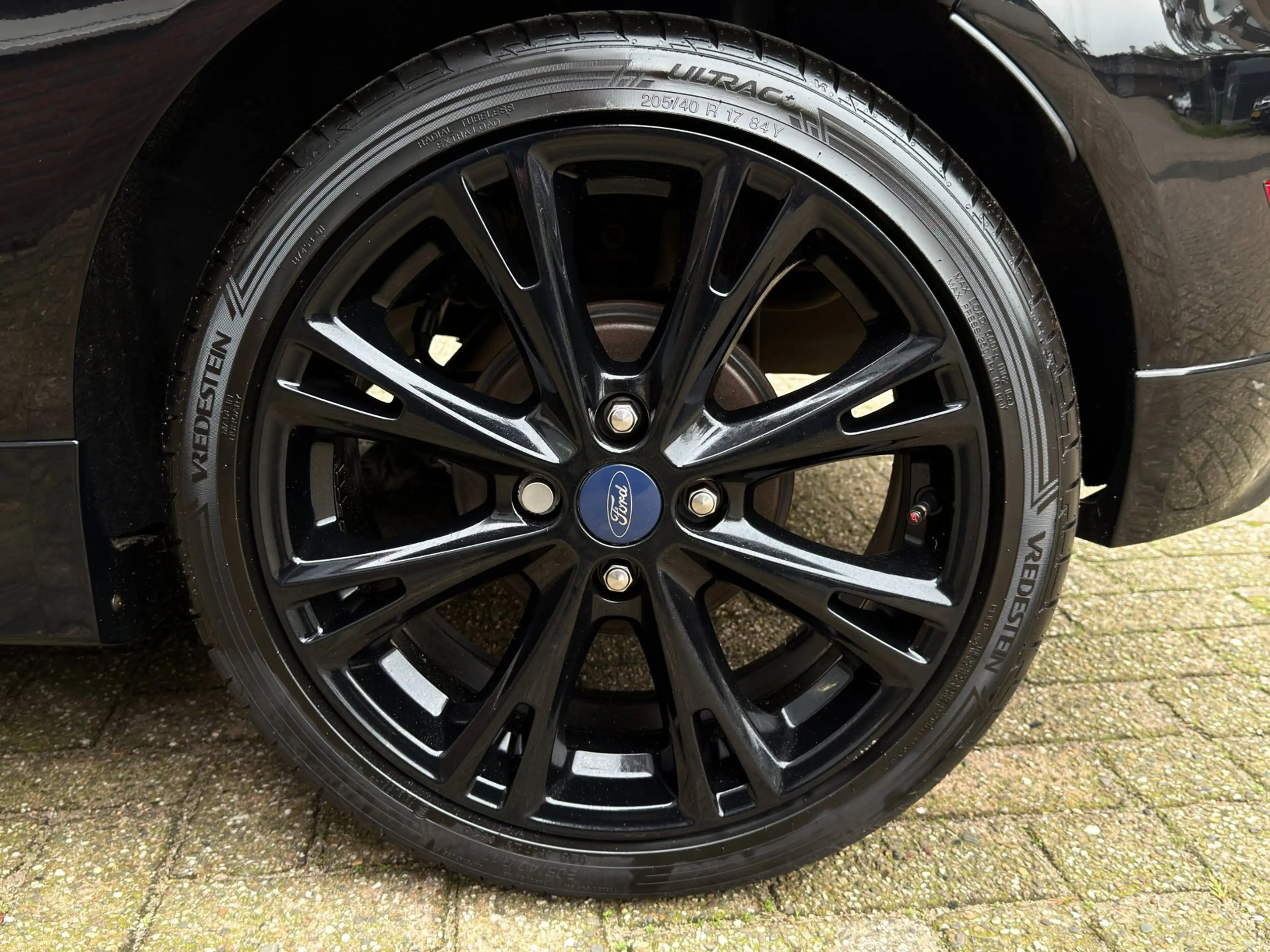 Ford Fiesta 1.0 EcoBoost Red/Black Edition | 140PK | Cruise | — photo 24