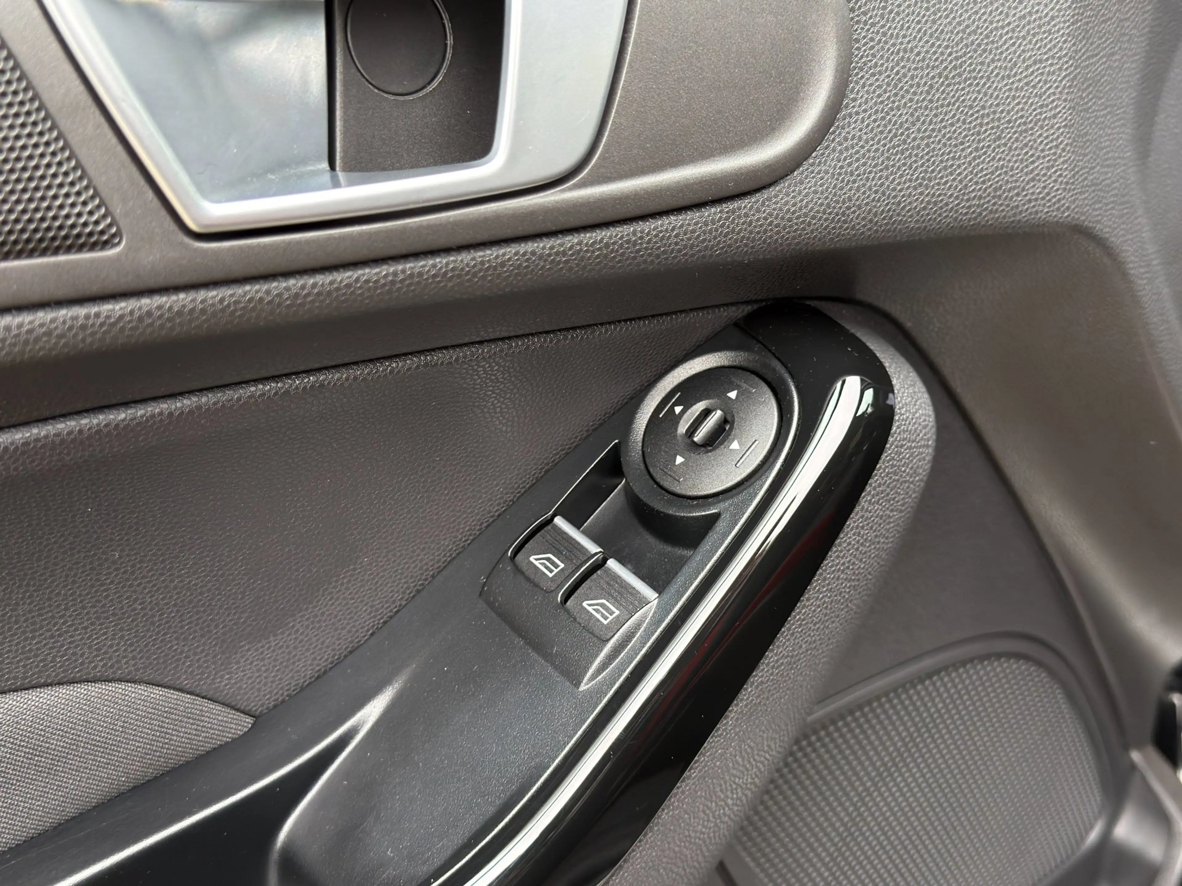 Ford Fiesta 1.0 EcoBoost Red/Black Edition | 140PK | Cruise | — photo 22
