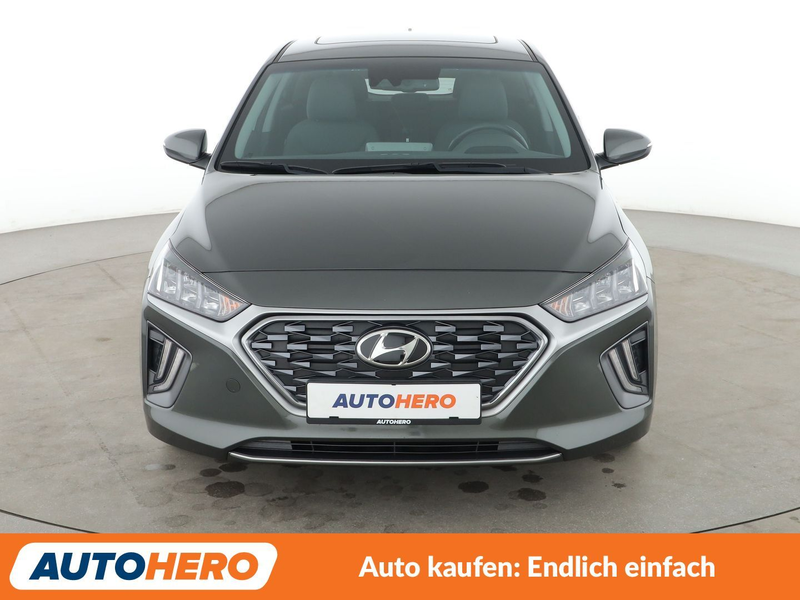 Hyundai IONIQ 1.6 Hybrid Style Aut.*NAVI*LED*CAM*ACC*SHZ*LHZ* — photo 9