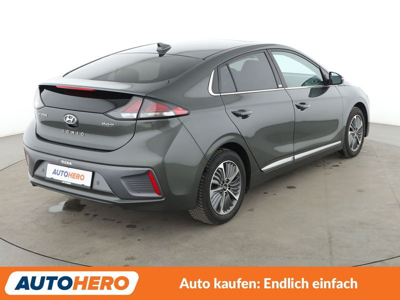 Hyundai IONIQ 1.6 Hybrid Style Aut.*NAVI*LED*CAM*ACC*SHZ*LHZ* — photo 6