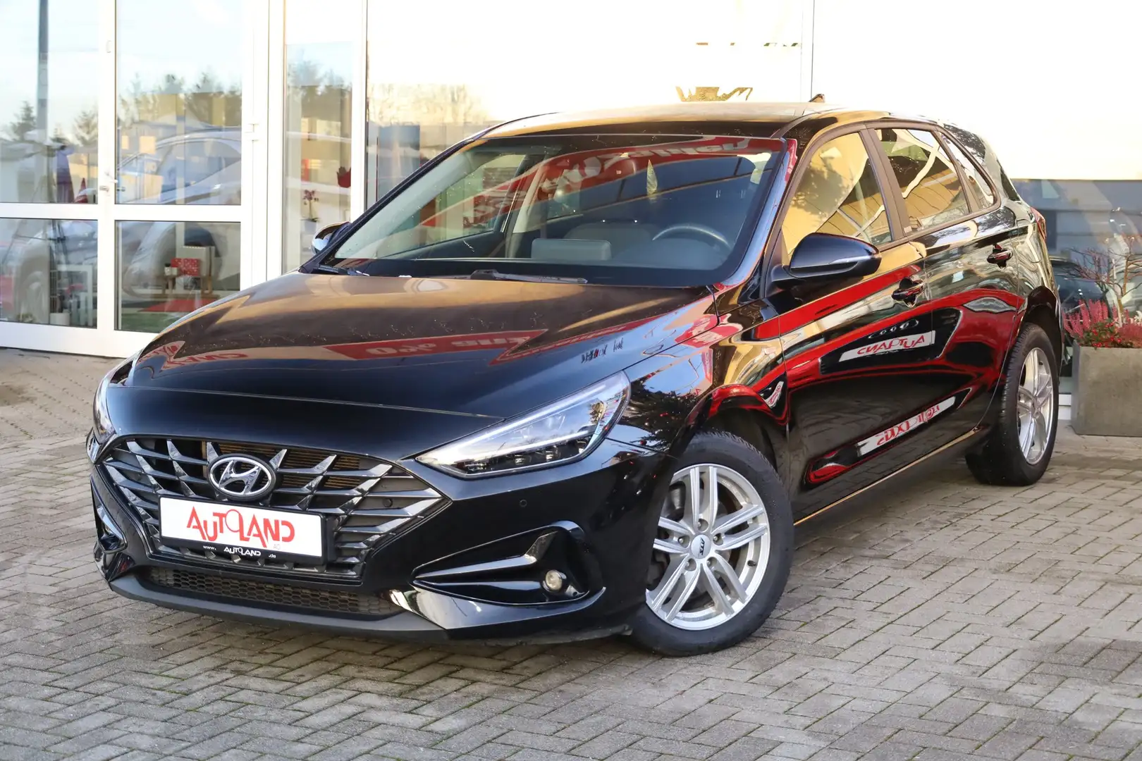 Hyundai i30 1.5 Edition 30+ Mild-Hyb DCT LED Navi Kamera Noir - 2