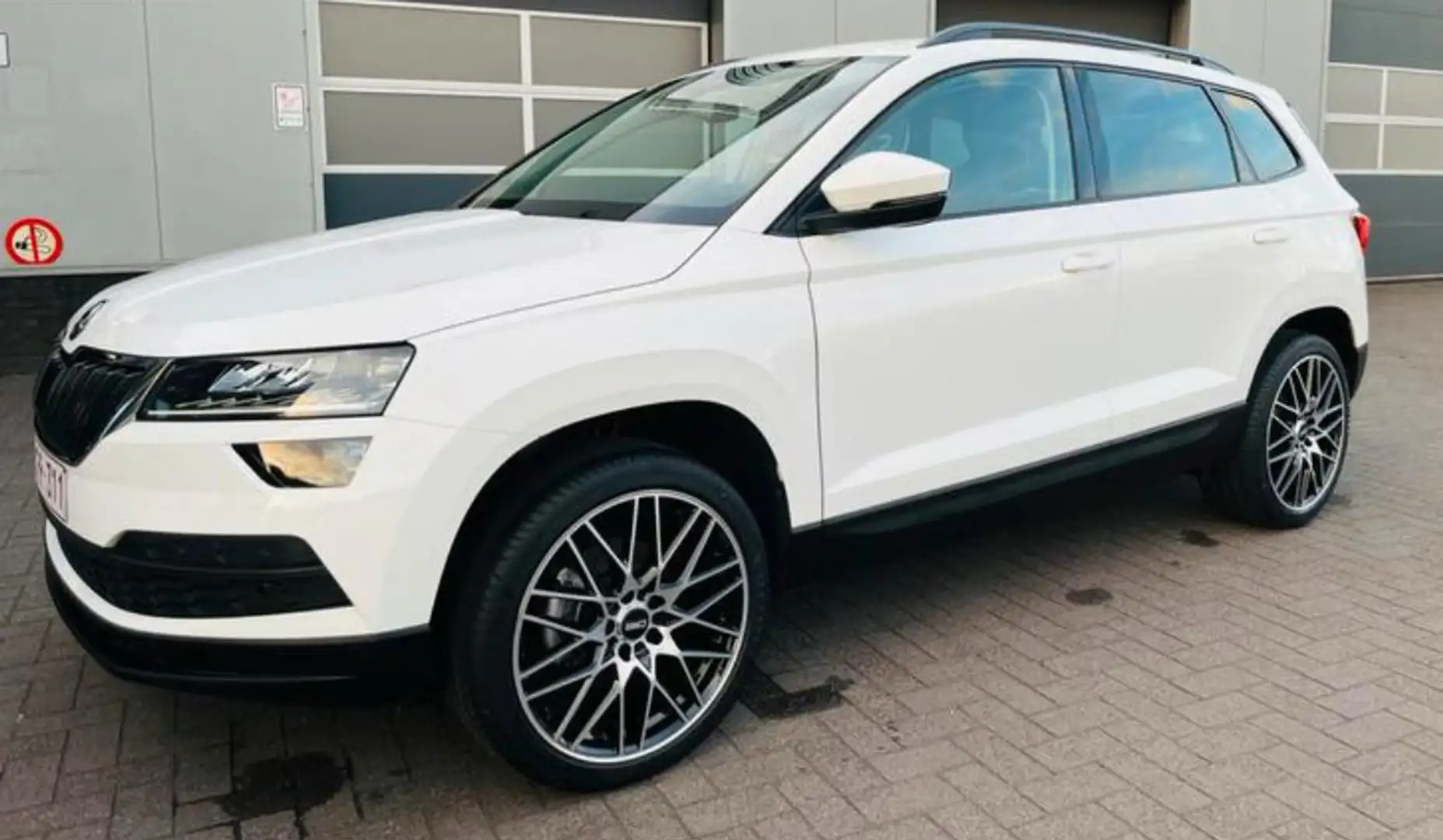 Skoda Karoq 1.6 TDI SCR DSG - 1