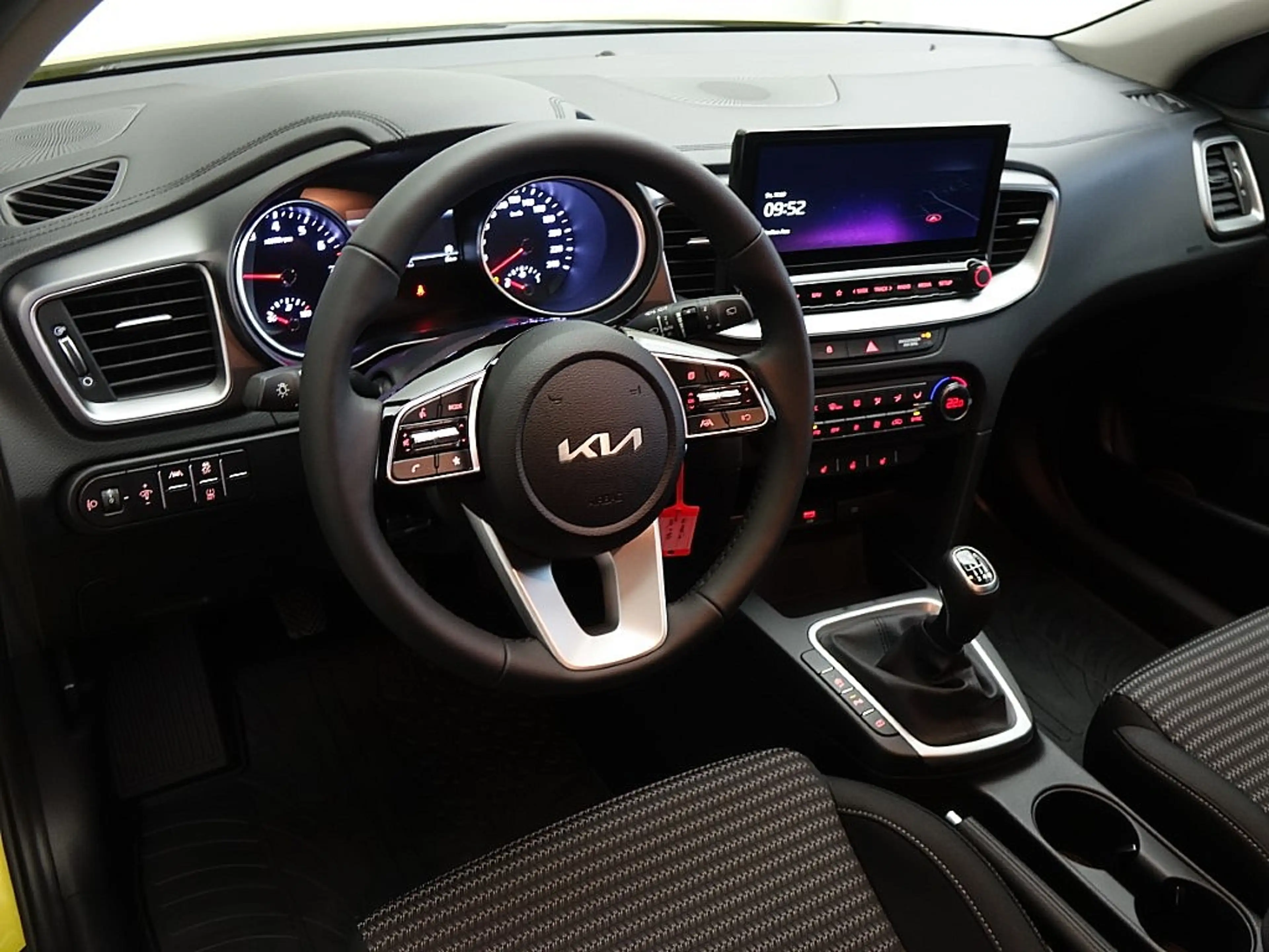 Kia Ceed / cee'd ceed 1,0 T-GDI GPF Silber *FACELIFT* *NAVI, SIT... — photo 7