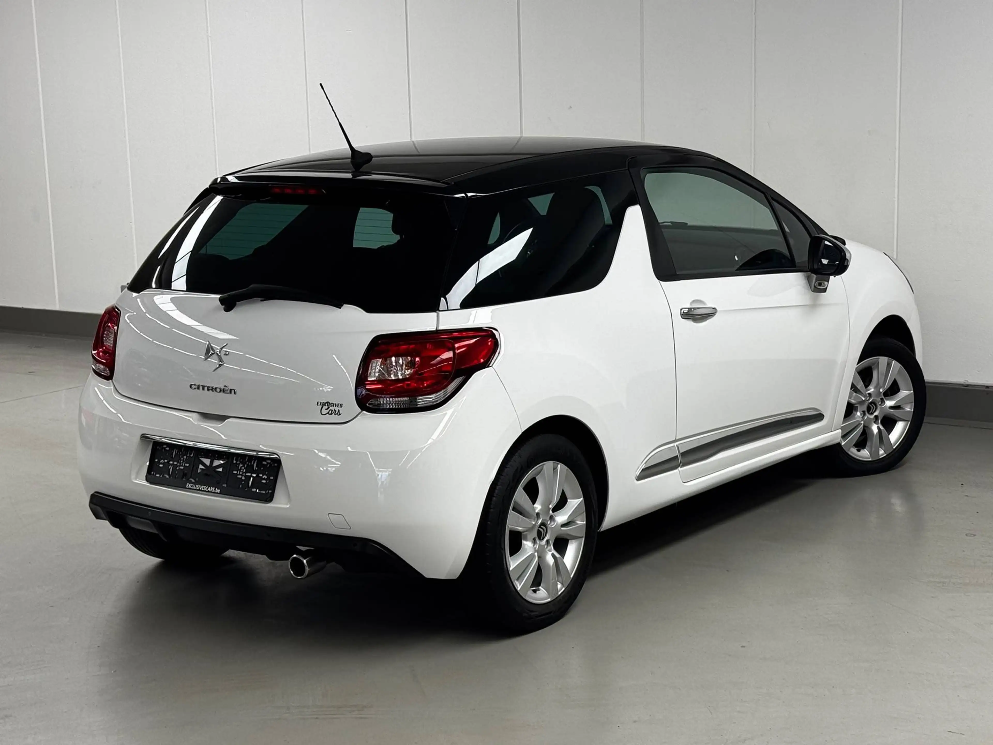 DS Automobiles DS 3 1.6 HDI 92 CV BUSINESS 1ere MAIN CLIM REG JA — photo 6