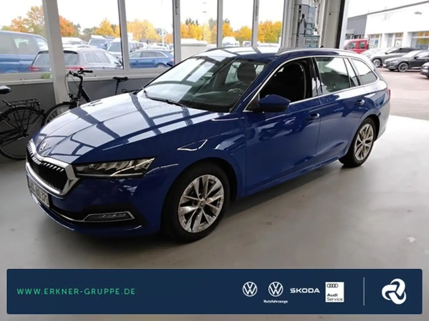 Skoda Octavia Combi 2.0TDI DSG Style LED+HEADUP+ACC+SOUND+++ Blau - 1