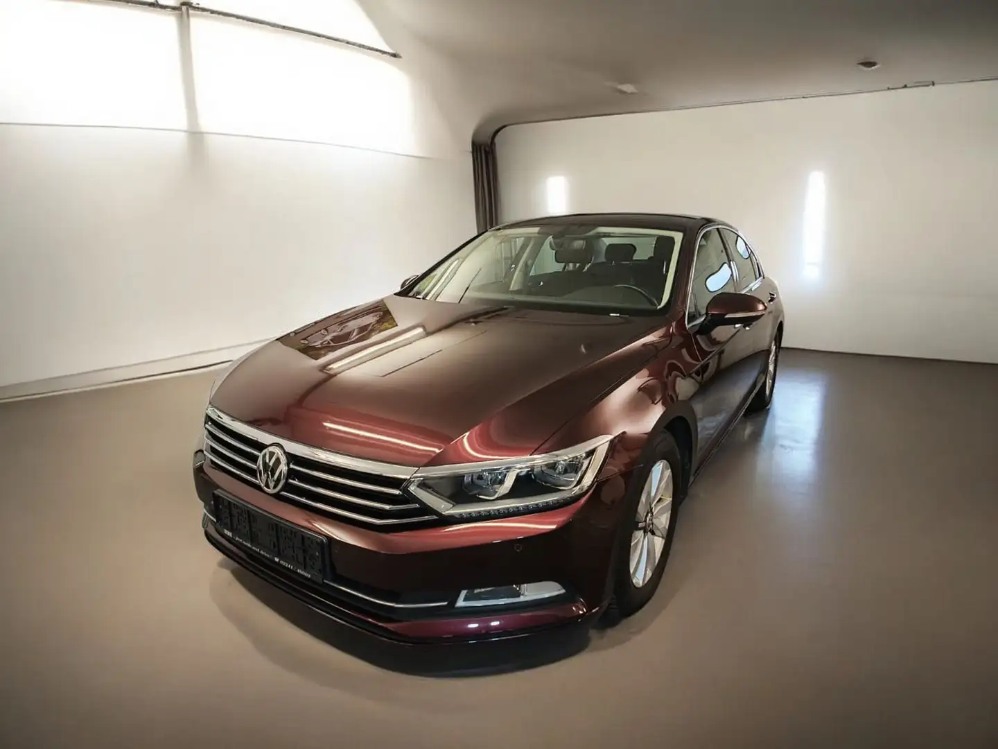 Volkswagen Passat Comf.1.6TDI LED Navi Wint.P ACC ZahnrNEU Rouge - 1