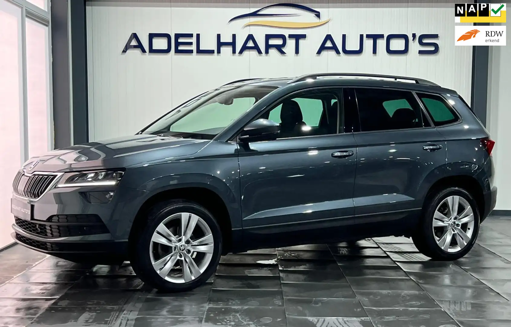 Skoda Karoq 1.5 TSI ACT Sportline Business Automaat DSG / Navi Grijs - 1