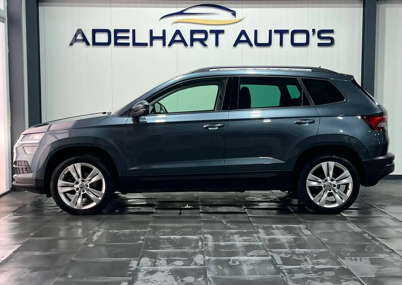 Skoda Karoq 1.5 TSI ACT Sportline Business Automaat DSG / Navi Grijs - 2