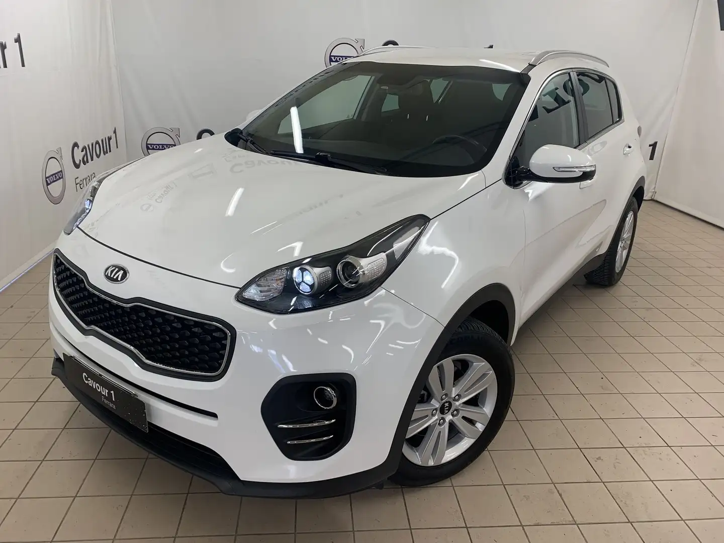 Kia Sportage 1.7 CRDI 2WD Cool  Euro6 Bianco - 1
