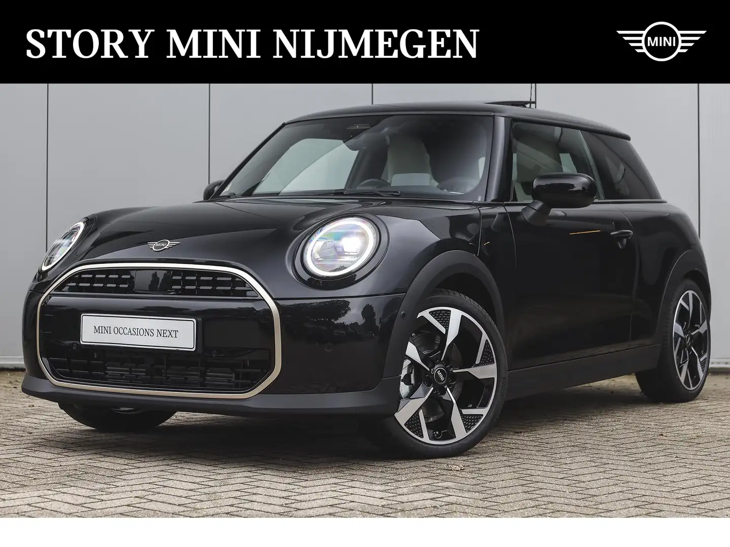 MINI Cooper C Hatchback Automaat / Favoured Trim / Pakket M / 18 Negro - 1