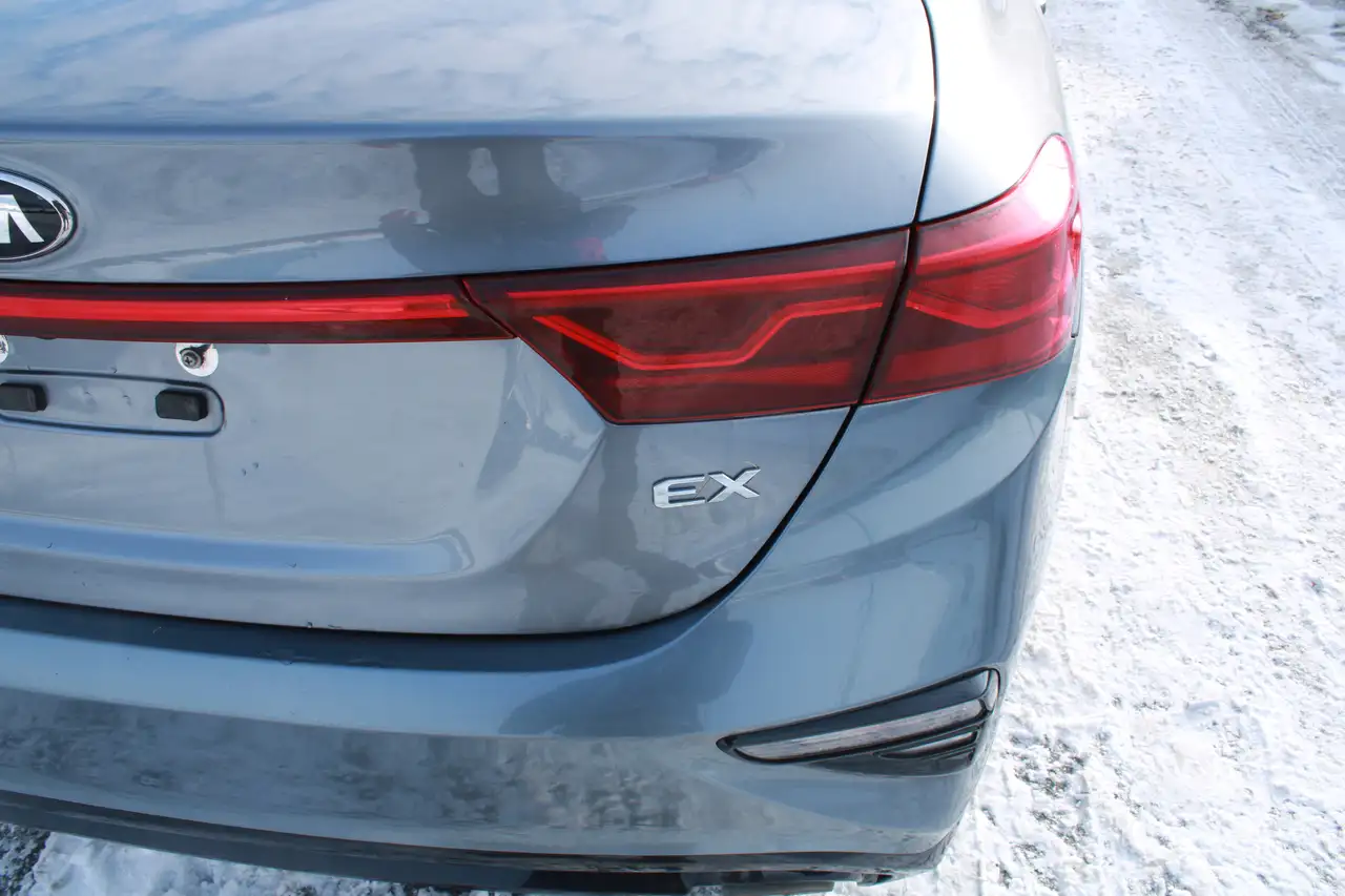 Kia Forte снимка Kia Forte