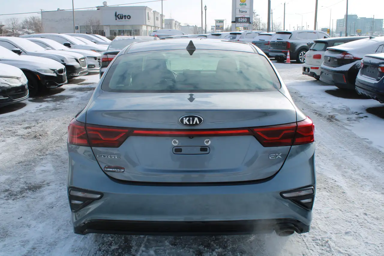 Kia Forte снимка Kia Forte