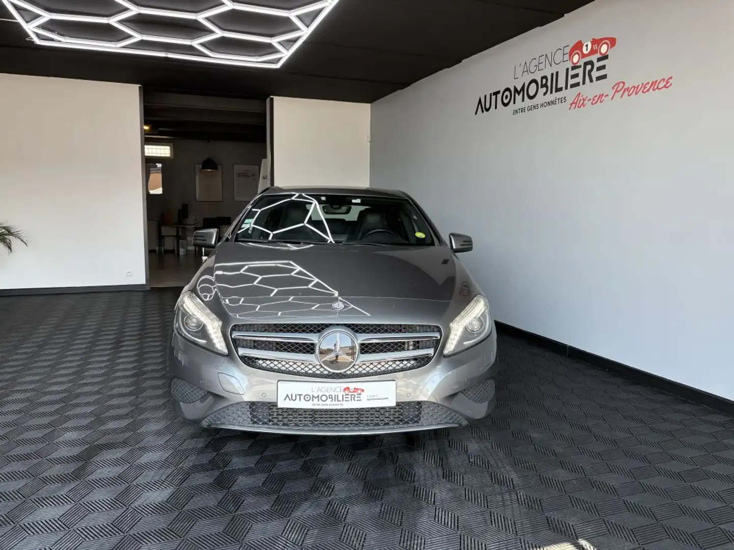 Mercedes-Benz A 180 180 CDi 1.5 CDI 109 cv Gris - 2