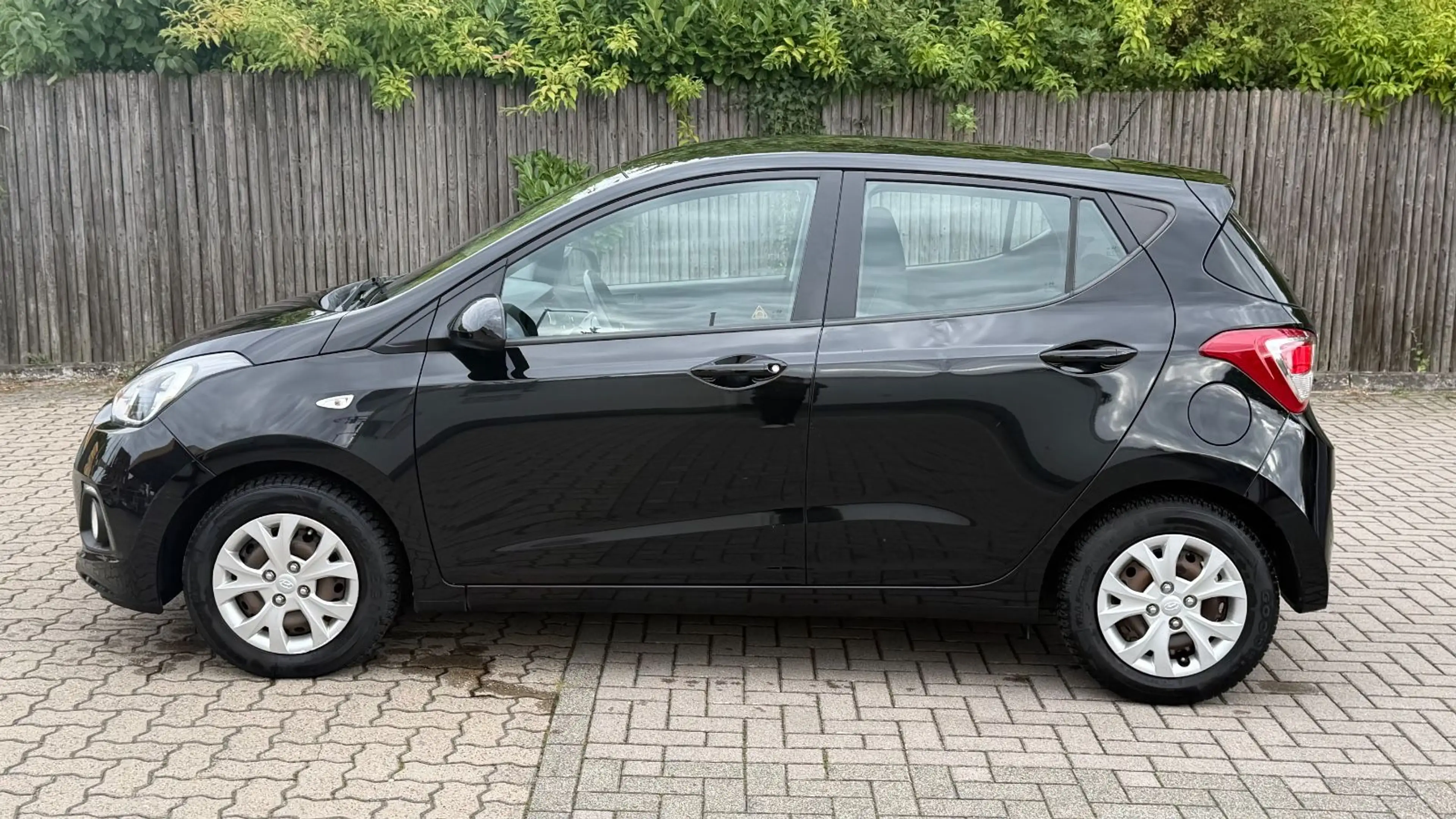 Hyundai i10 Trend — photo 5