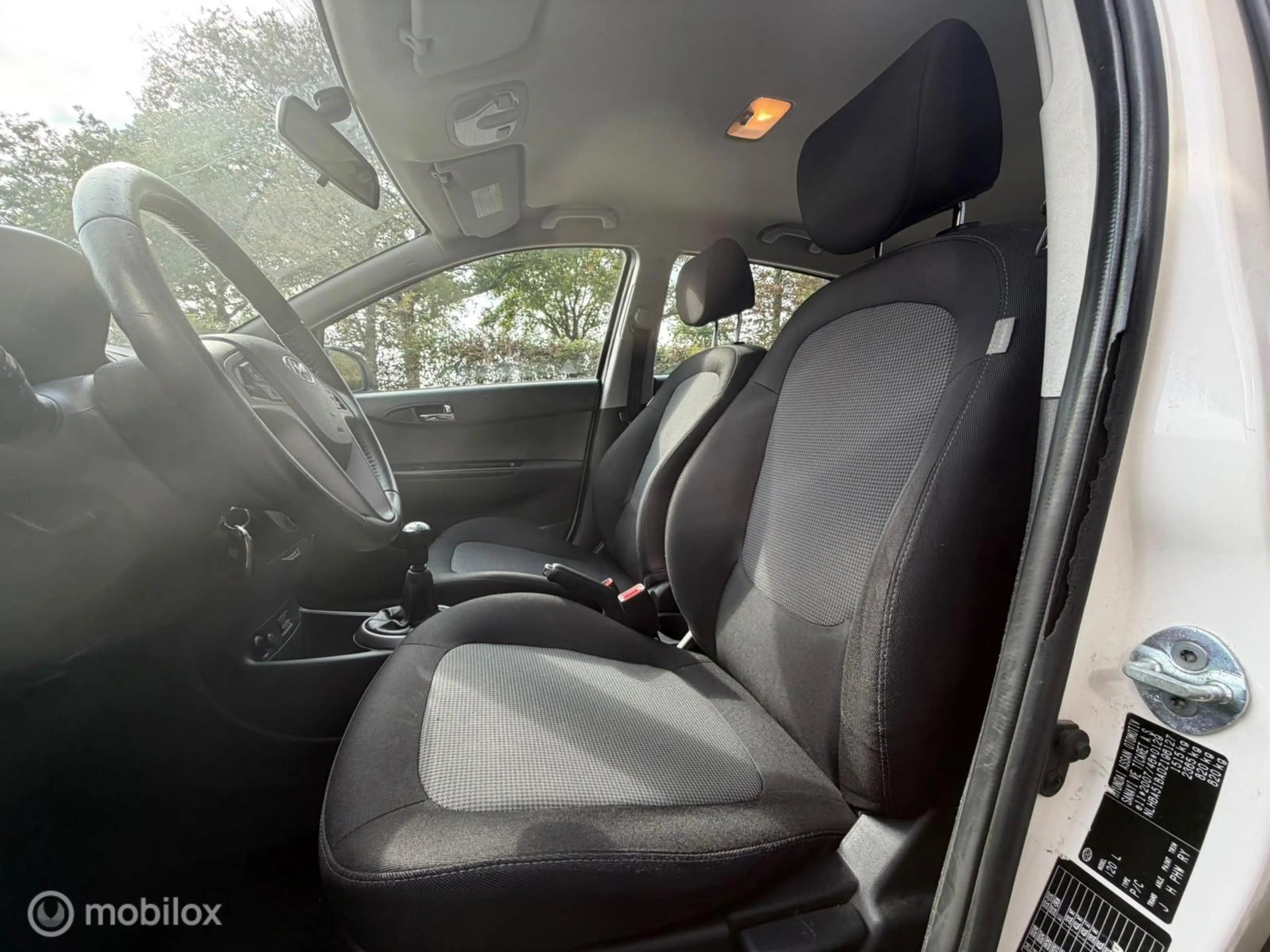 Hyundai i20 1.2i i-Motion Airco Nw APK NAP Weinig KM — photo 7