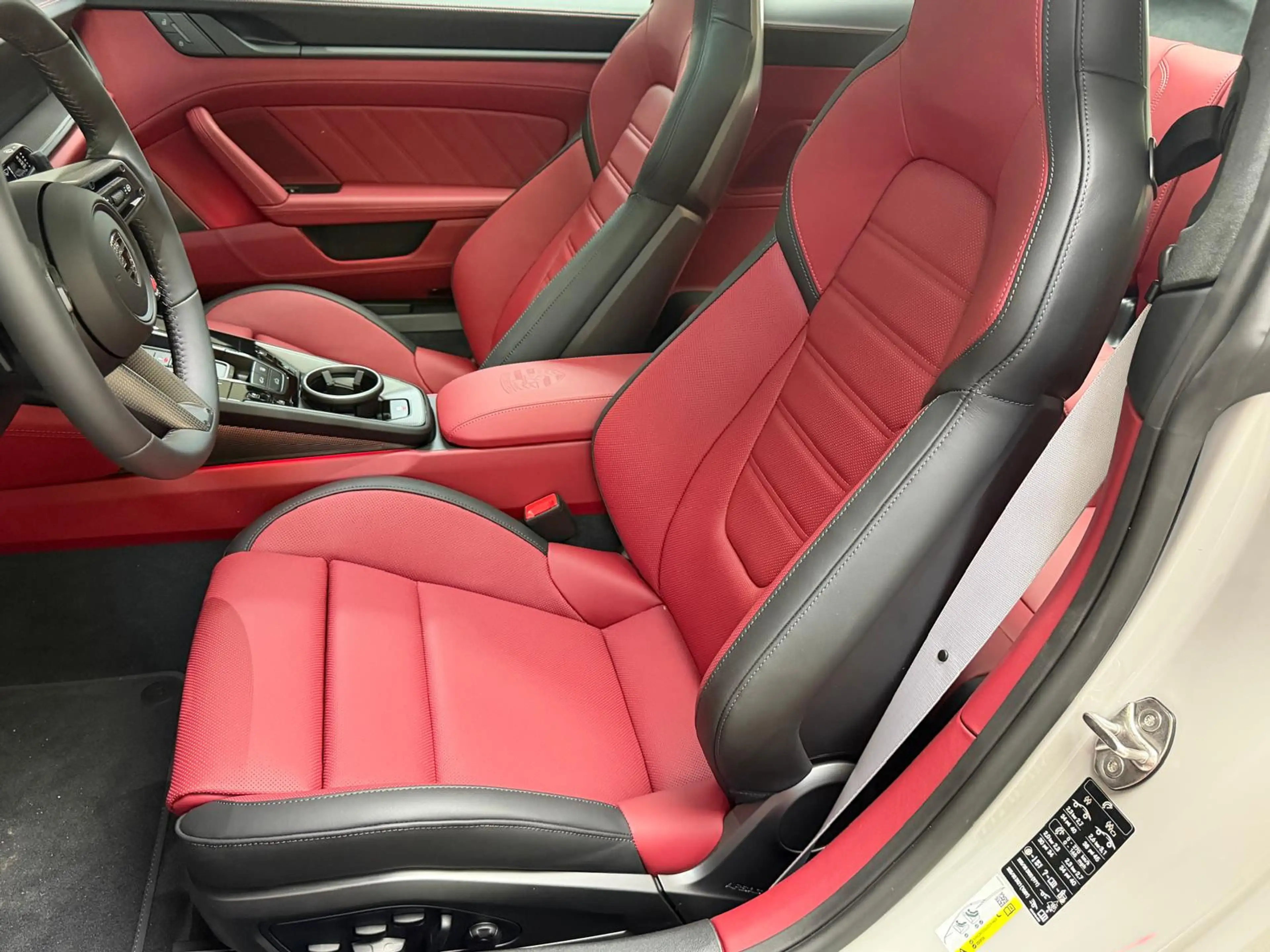 Porsche 911 911 Turbo S FACELIFT ON STOCK! — photo 6