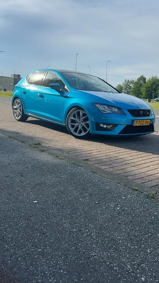 SEAT Leon 2.0 TDI FR Blauw - 1