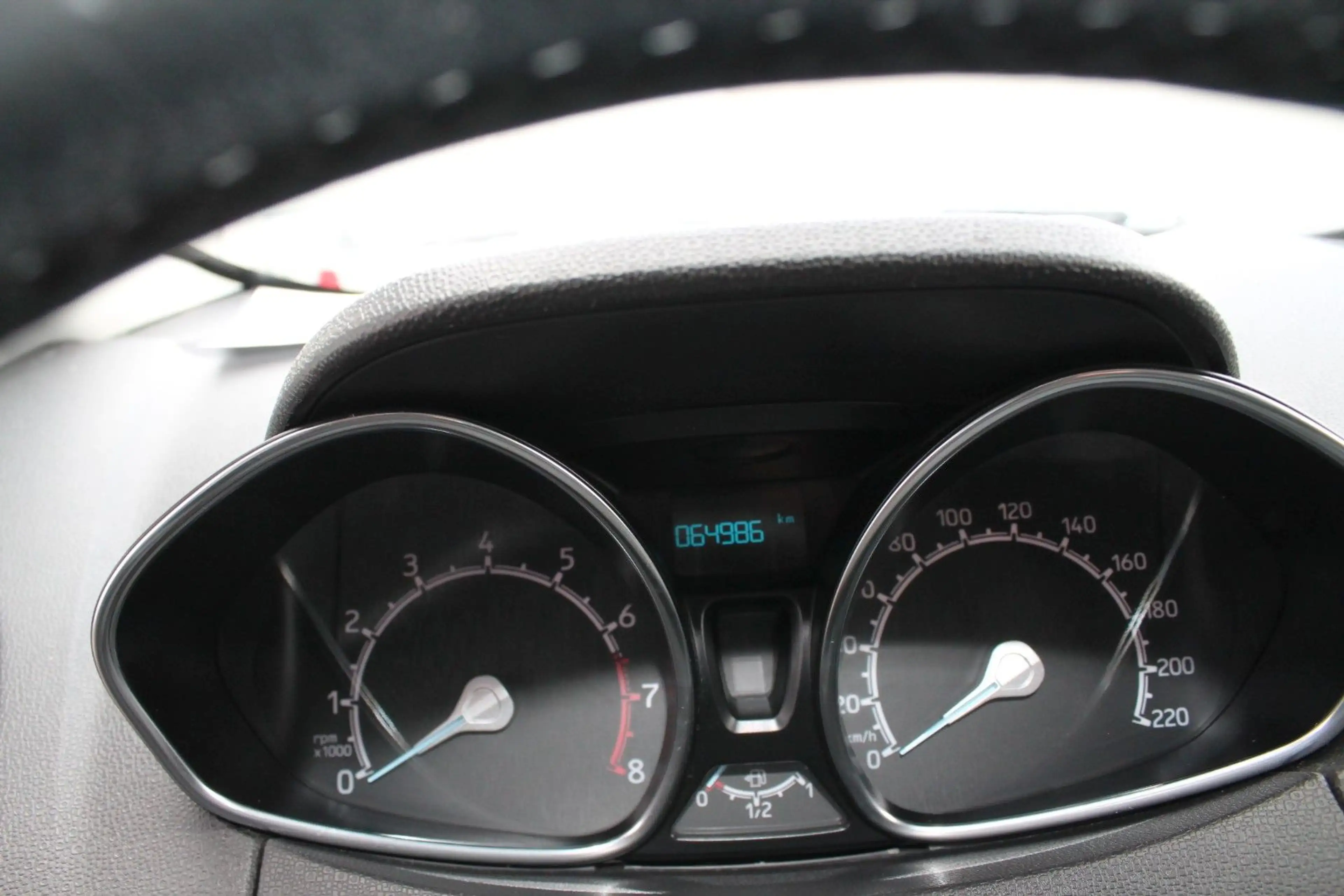 Ford EcoSport Trend *TÜV-NEU* — photo 10