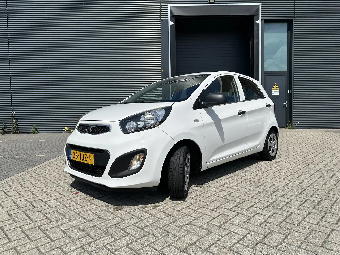 Kia Picanto 1.2 CVVT Comfort P. WEINIG KM! Bílá - 1