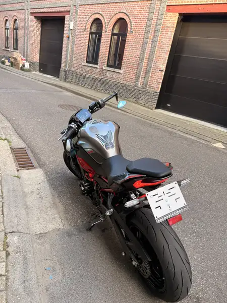 Kawasaki Z900 - foto 3