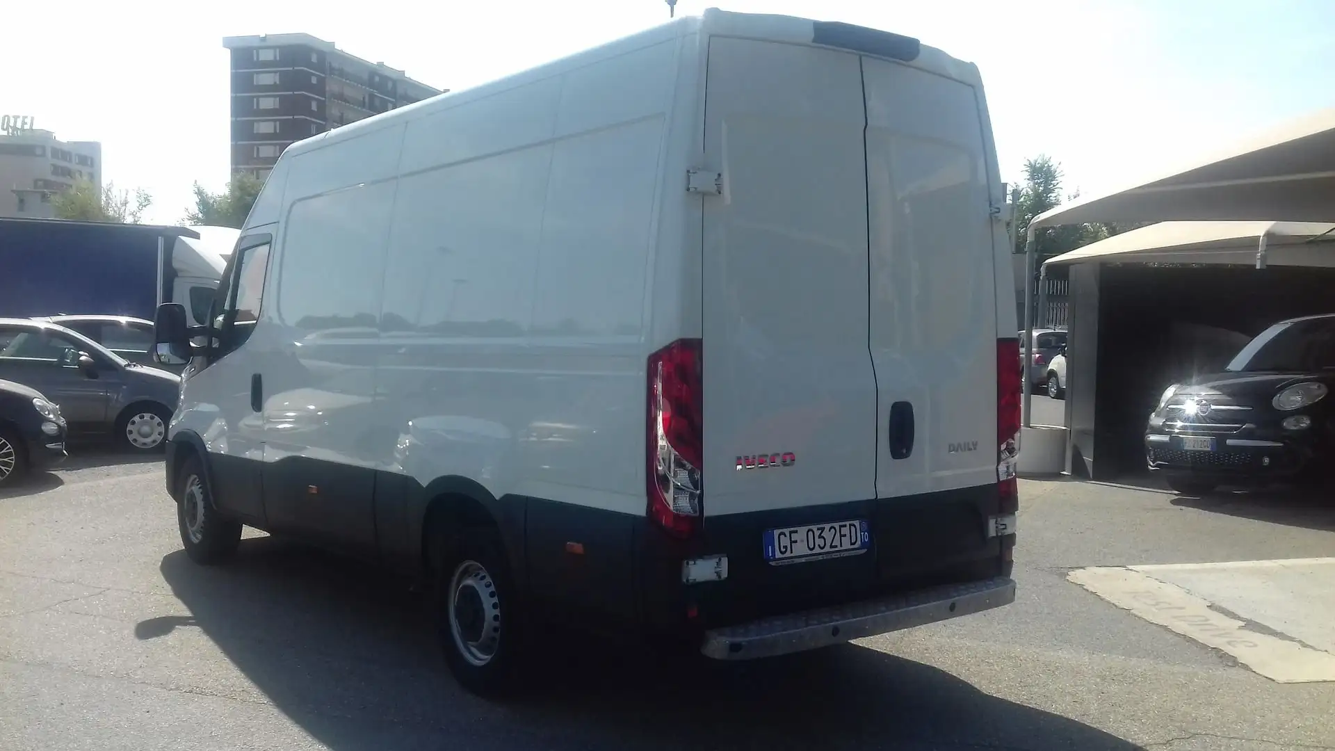 Iveco Daily 35 S14 LH2 PASSO 3.520 2.3HPi 140cv Wit - 2