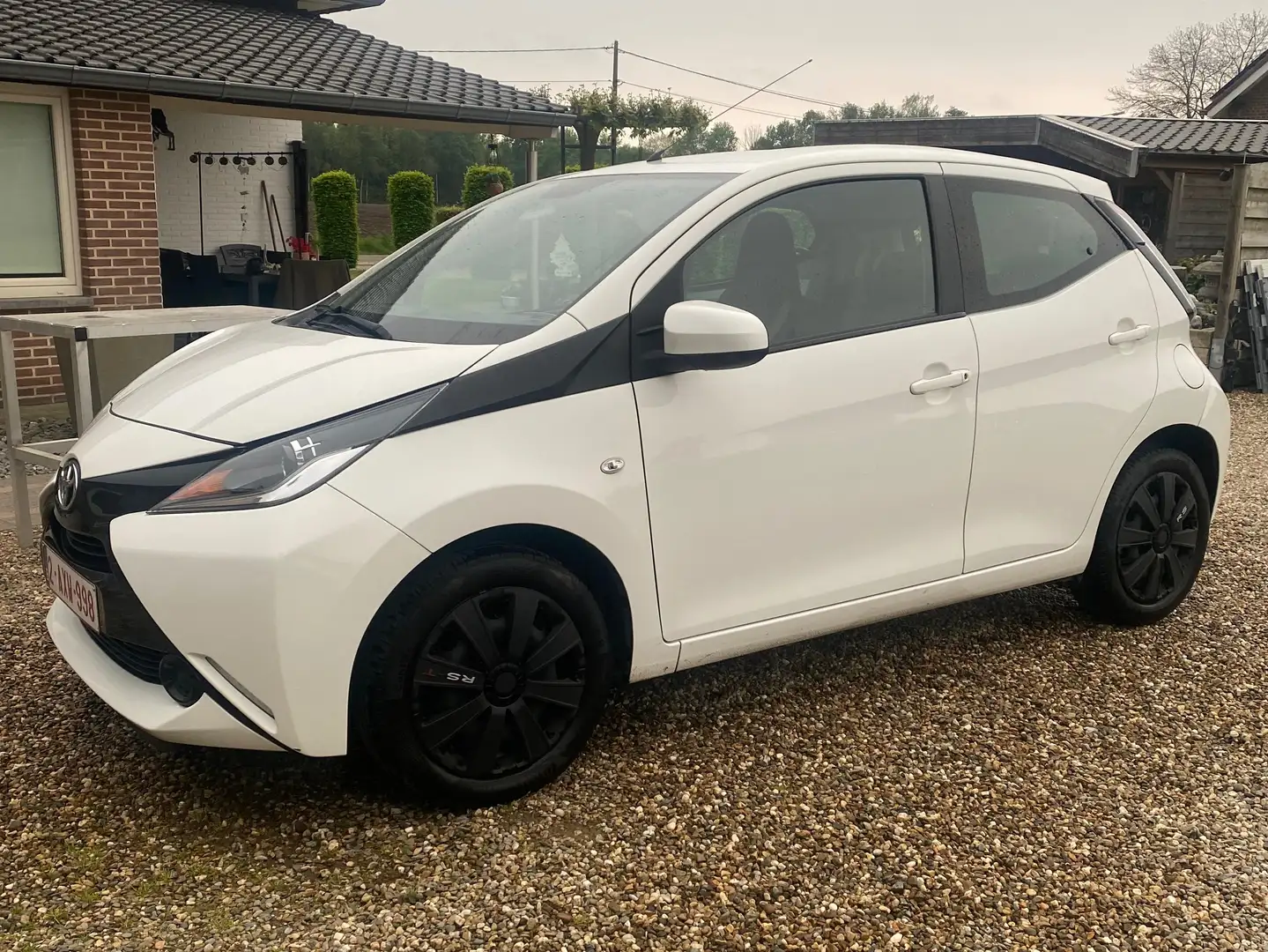 Toyota Aygo Aygo x-cite Style Selection White - 1