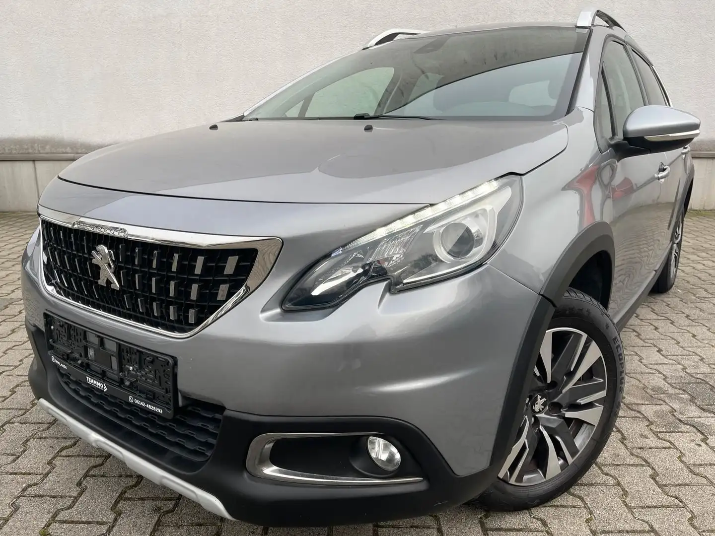 Peugeot 2008 Allure AB 119€|KLIMA|KAMERA|APPLE|AMBIENTE Grau - 1