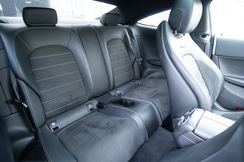 Mercedes-Benz C 250 AMG Line Pano — photo 15