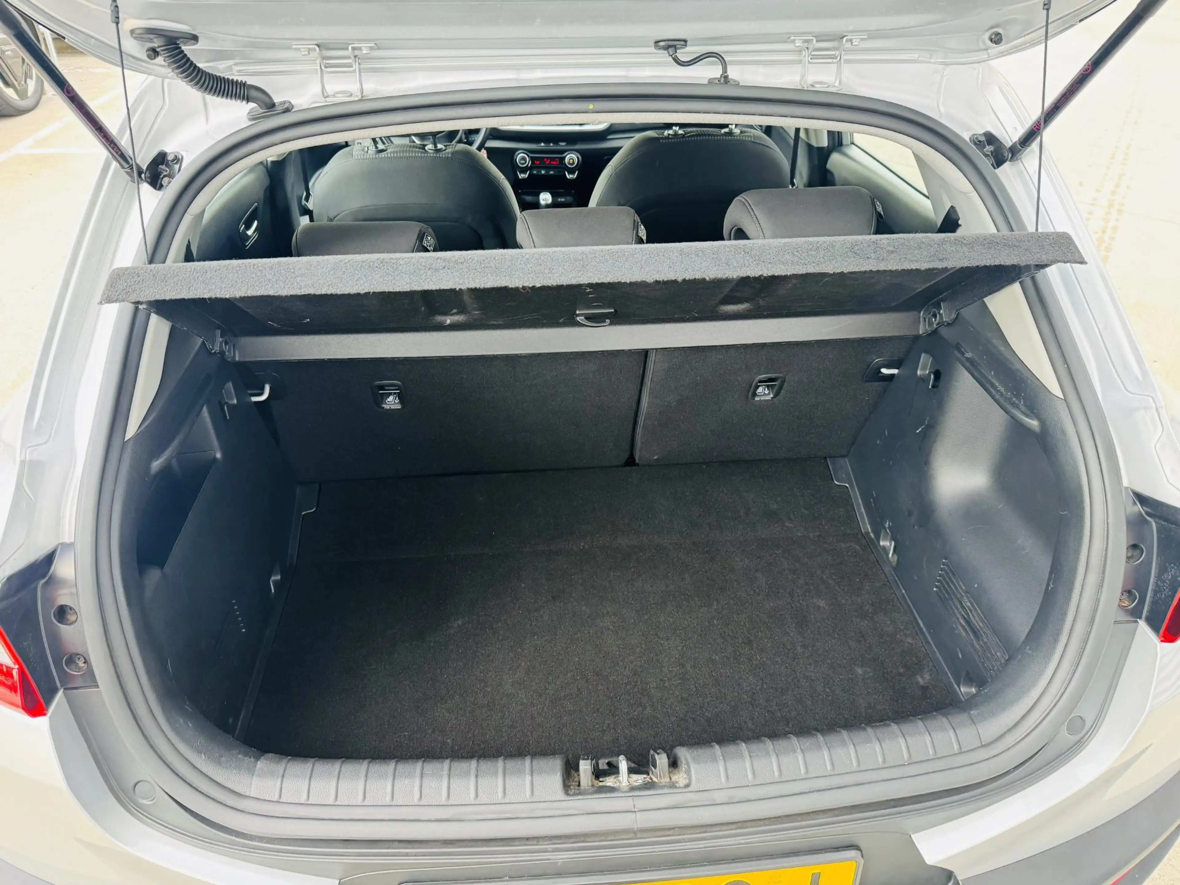 Kia Stonic 1.0 T-GDi MHEV DynamicLine Clima | Cruise | Navi | — photo 7