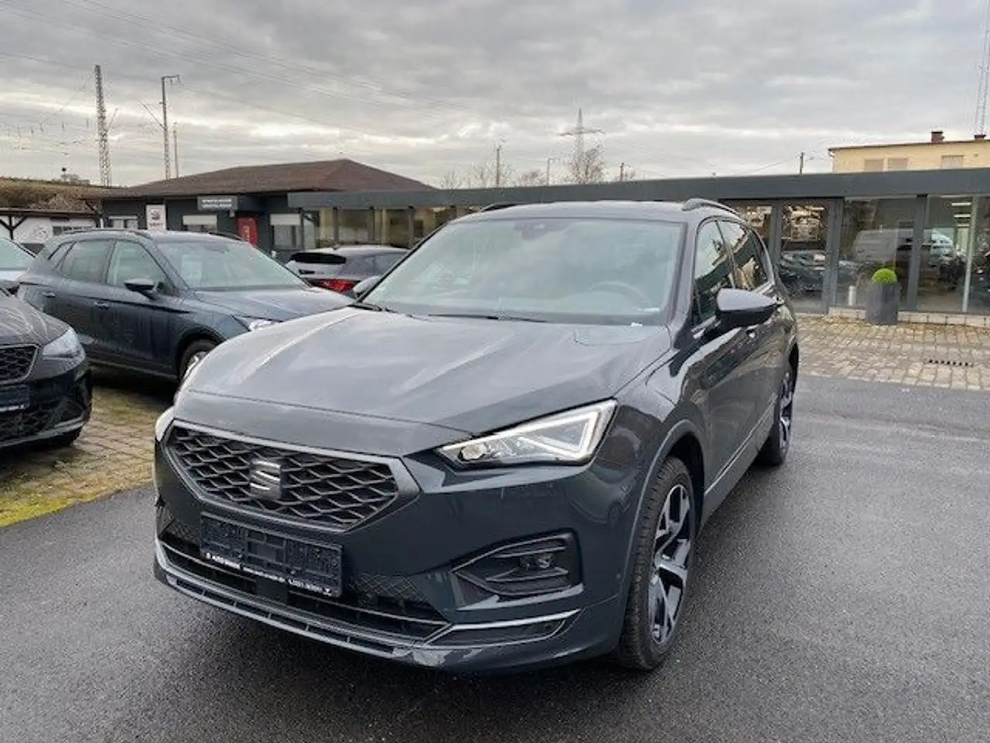 SEAT Tarraco FR 1,5 TSI 110KW (150PS) Grau - 1