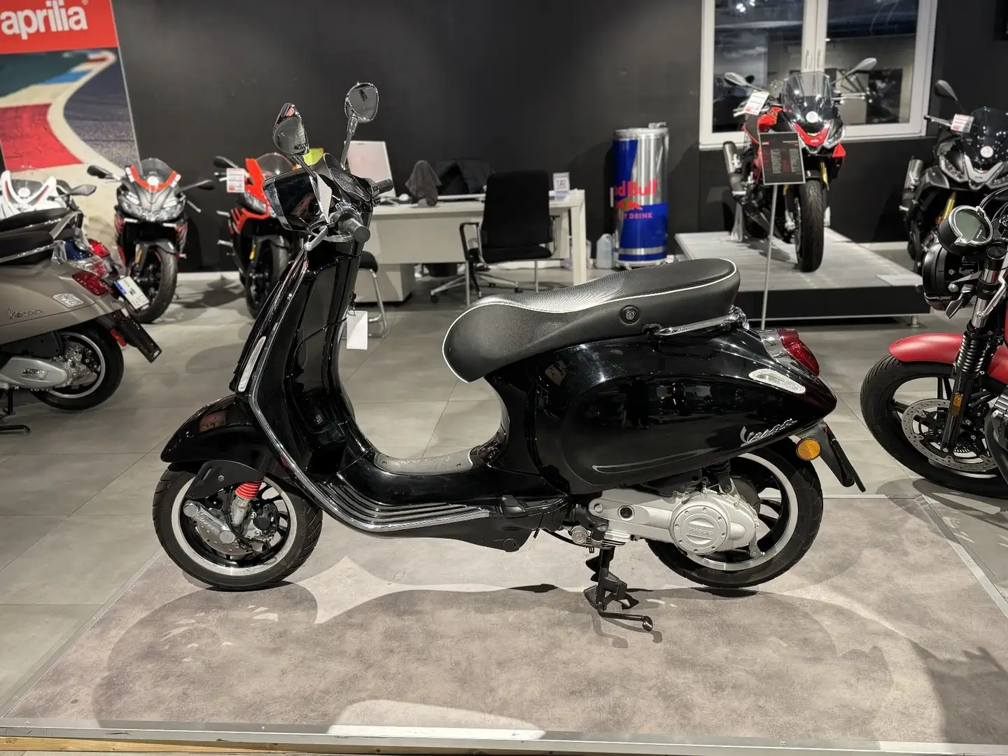 Vespa Sprint 50 fahrbar ab 15 Jahre Schwarz - 2