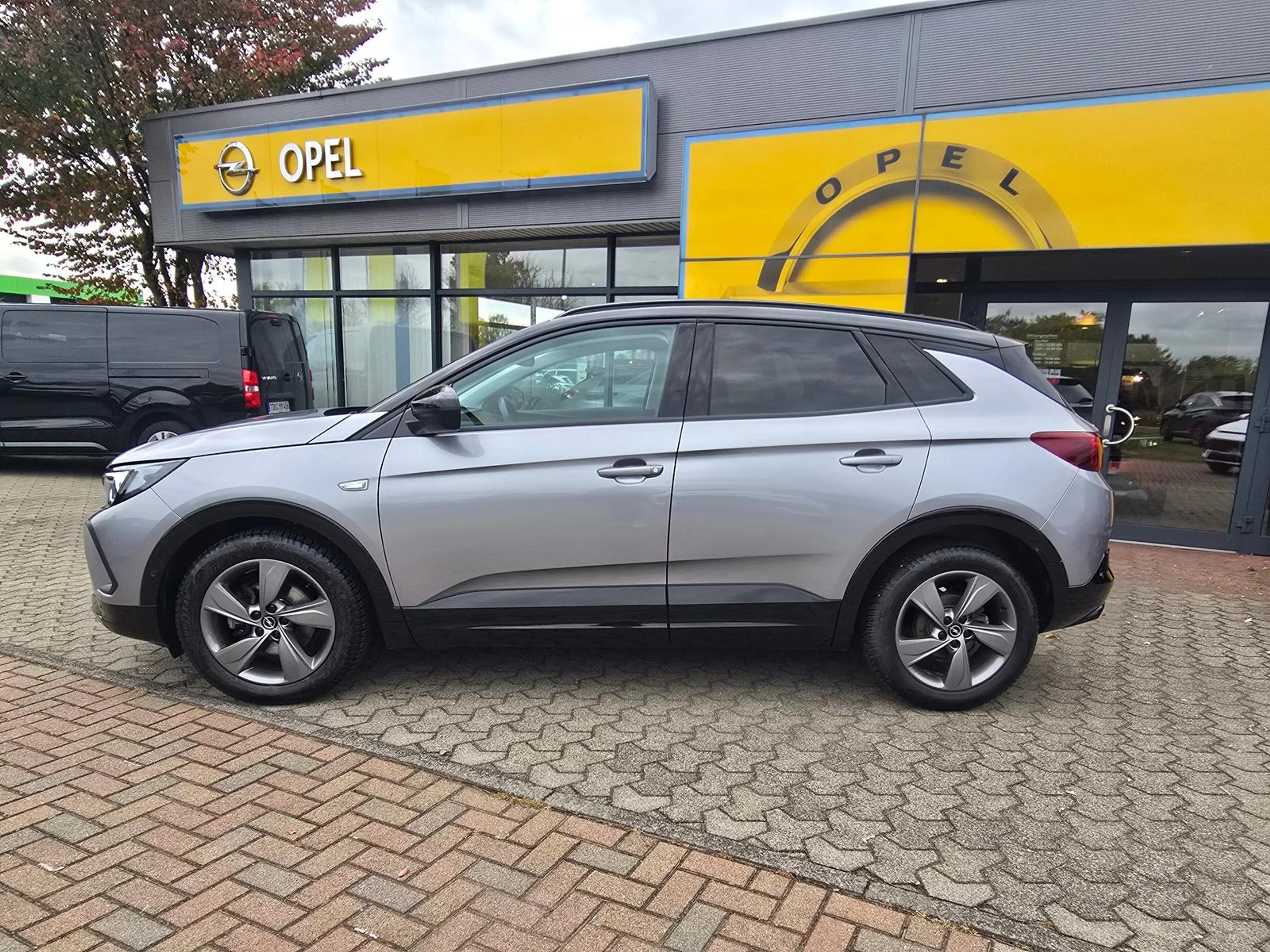 Opel Grandland GS Line — photo 5
