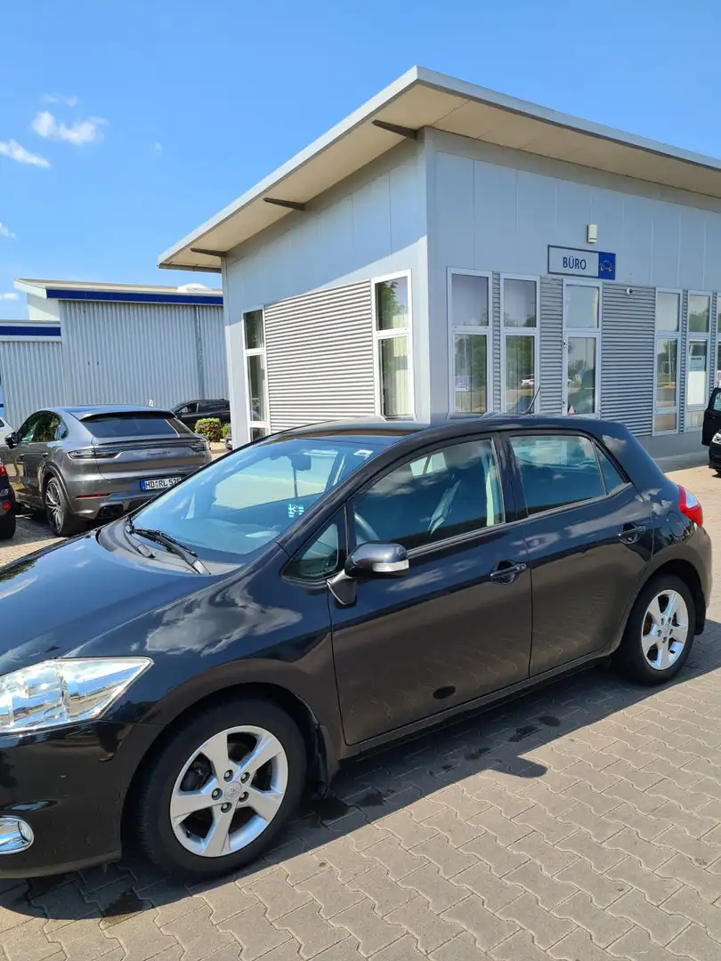 Toyota Auris 1.6 MultiMode Executive - 1