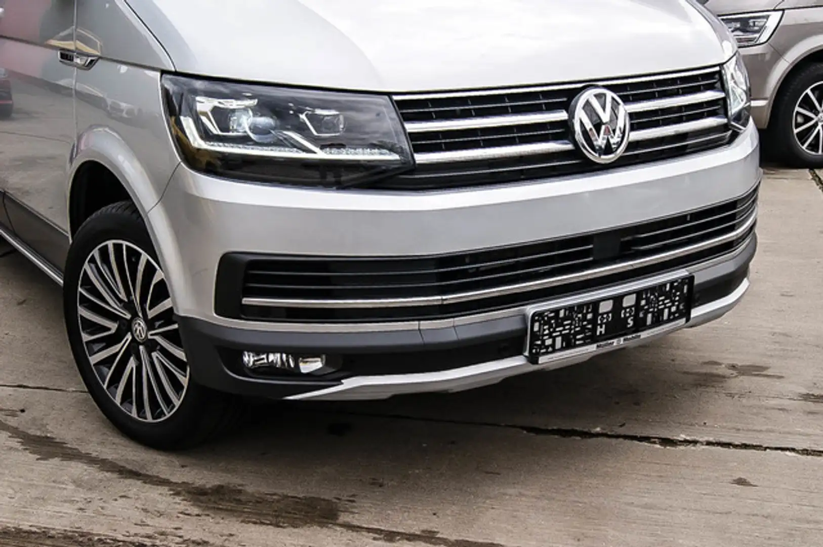Volkswagen T6 Multivan PanAmericana 20TDI 7-SITZE LED STHZG Silver - 2