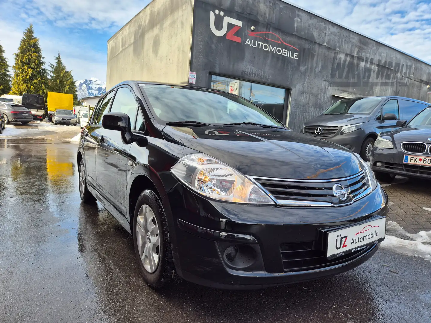 Nissan Tiida Visia Schwarz - 2