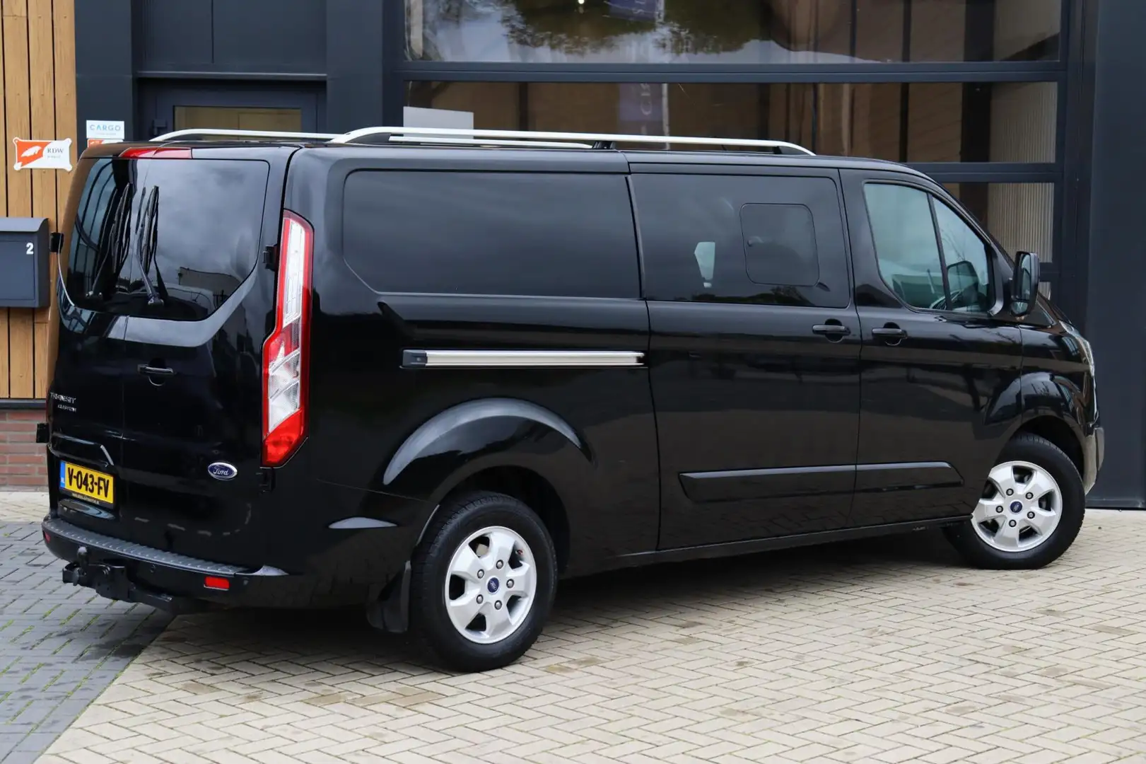 Ford Transit Custom 290 2.0 TDCI L2H1 Sport DC | Eerste Eigenaar | 170 - 2
