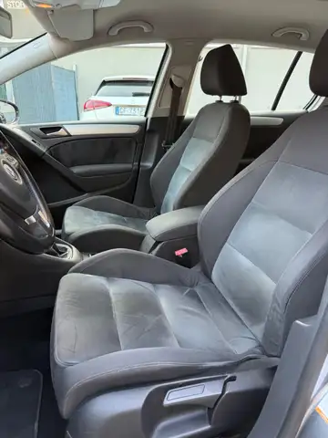 Volkswagen Golf view 5
