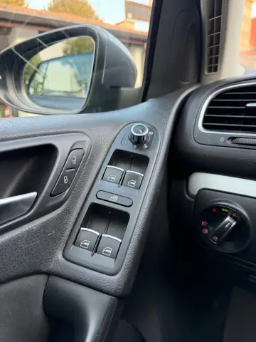 Volkswagen Golf view 12
