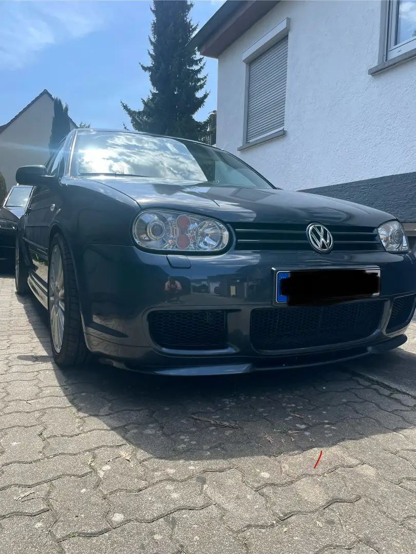 Volkswagen Golf 3.2 R32 4Motion - 1